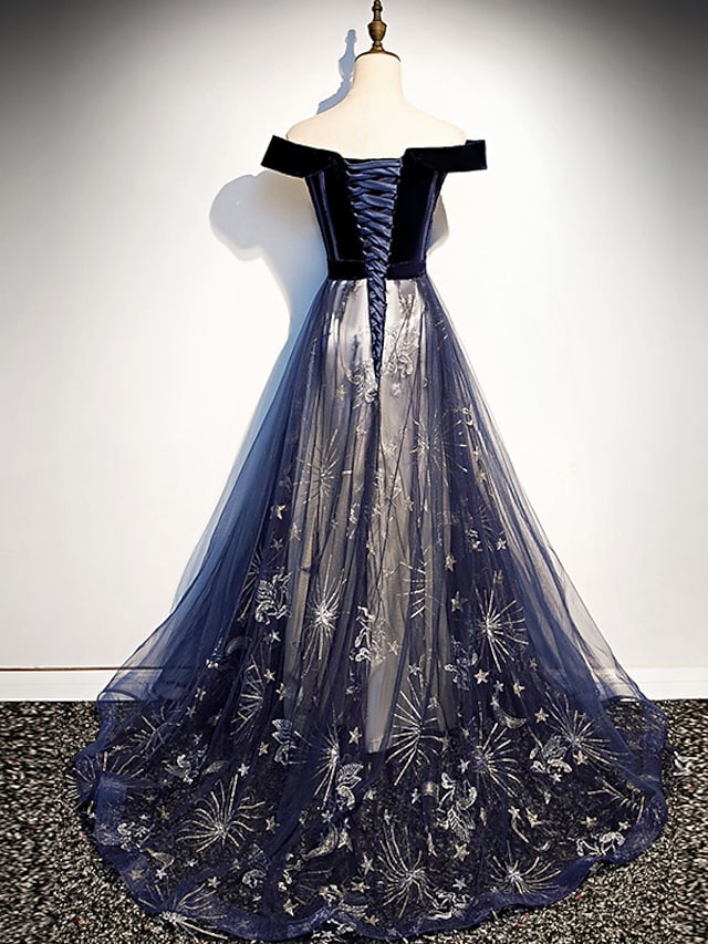 Luolandi A-Line Elegant Floral Prom Formal Evening Dress Off Shoulder Short Sleeve Sweep / Brush Train Tulle with Pleats